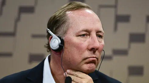 DF - BRASILIA - 22/04/2024 - BRASILIA, CPI DAS APOSTAS ESPORTIVAS RECEBE SOCIO DO CLUBE BOTAFOGO - O Proprietario do Clube de Futebol do Botafogo, John Textor, durante a CPI do Senado das apostas esportivas realizada nesta segunda-feira, 22 de abril. Foto: Mateus Bonomi/AGIF