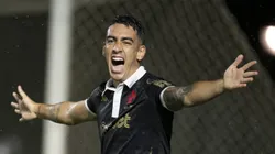RJ - RIO DE JANEIRO - 28/11/2023 - BRASILEIRO A 2023, VASCO X CORINTHIANS - Puma Rodriguez jogador do Vasco comemora seu gol durante partida contra o Corinthians no estadio Sao Januario pelo campeonato Brasileiro A 2023. Foto: Jorge Rodrigues/AGIF