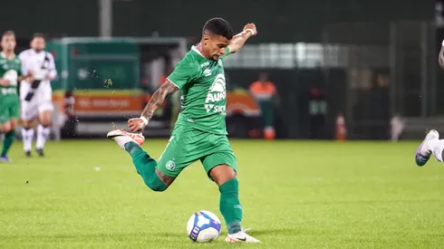 Ceará recebe visita da Chapecoense na 7ª rodada.