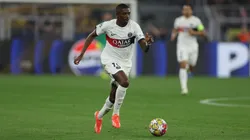 Lyon e PSG disputam a taça da Copa da França.