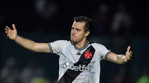 Piton comemorando o gol marcado em São Januário. Foto: Thiago Ribeiro/AGIF