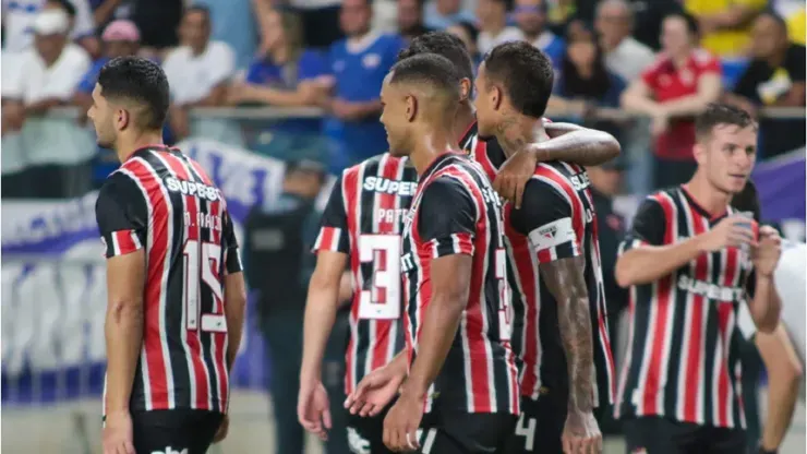 Foto: Fernando Torres/AGIF - São Paulo venceu o Águia de Marabá com gols de Luiz Gustavo e Juan (duas vezes) na partida de ida