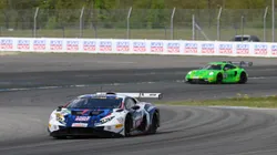 O líder do campeonato em 2014, Luca Engstler, em teste do DTM no circuito de Hockenheim (Foto: Christian Kaspar-Bartke/Getty Images)