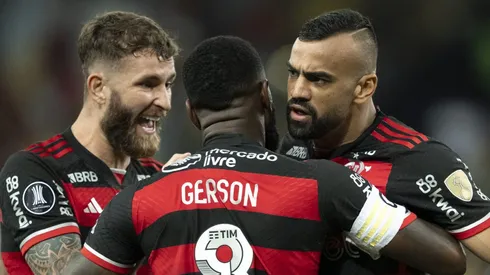 RJ – RIO DE JANEIRO – 15/05/2024 – COPA LIBERTADORES 2024, FLAMENGO X BOLIVAR – Gerson jogador do Flamengo comemora seu gol com Fabricio Bruno jogador da sua equipe durante partida contra o Bolivar no estadio Maracana pelo campeonato Copa Libertadores 2024.