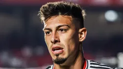 Rigoni durante partida contra o Ceará pelo Brasileirão 2022. Atacante é descartado no Morumbis.