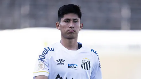 Miguelito não vem tendo oportunidade com Carille no Santos