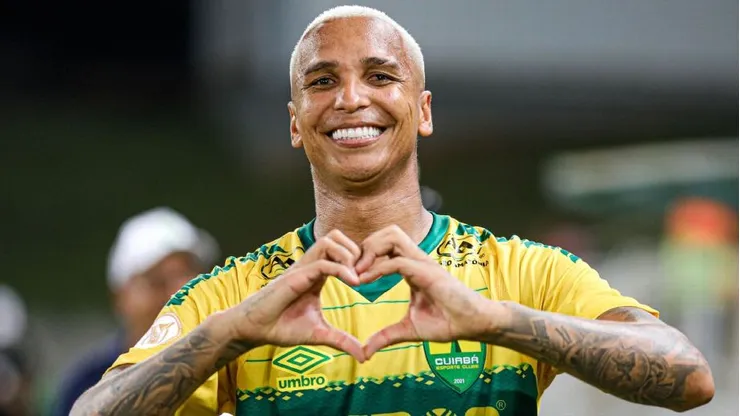 Foto: Divulgação/ Cuiabá E.C - atacante Deyverson interessa o Corinthians?