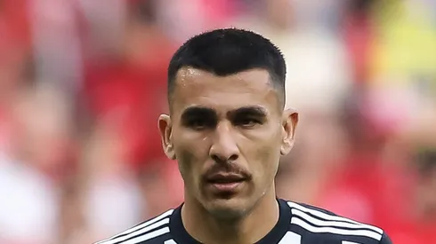 Junior Alonso durante partida contra o Internacional. Zagueiro interessa ao Galo.