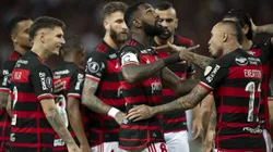 Time do Flamengo comemorando gol de Gerson na Libertadores da América 2024