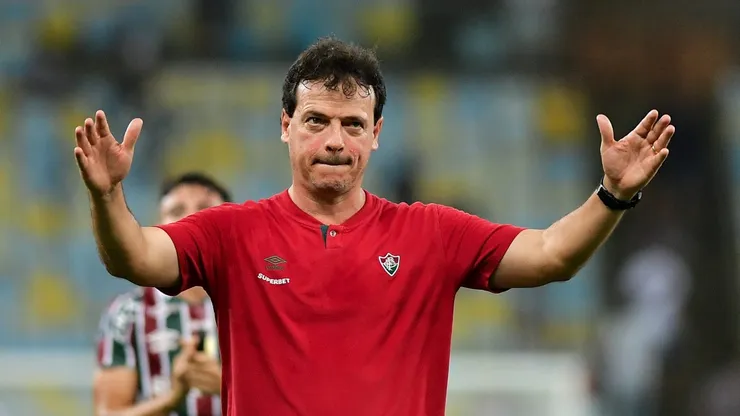 Fernando Diniz em jogo da Libertadores contra o Cerro Porteño. Foto: Thiago Ribeiro/AGIF