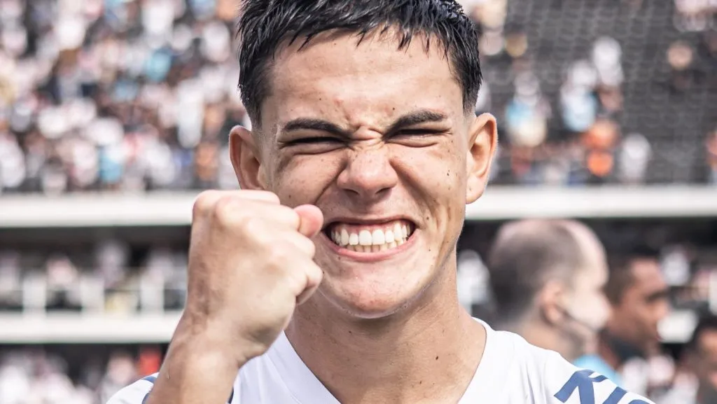 JP Chermont vai renovar contrato com o Santos - Foto: Raul Baretta/Santos