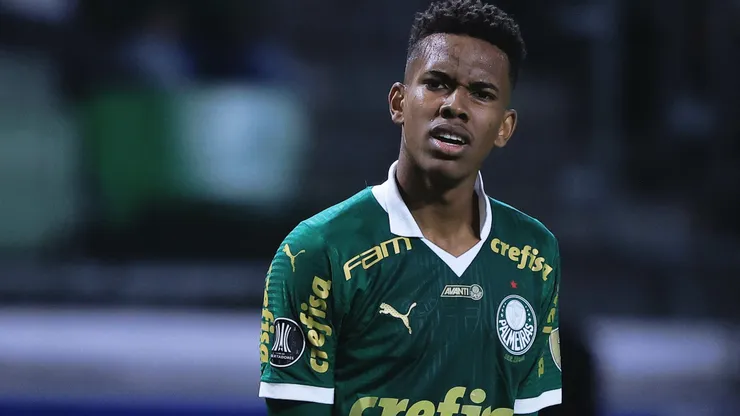 Estêvão em jogo do Palmeiras pela Libertadores da América
