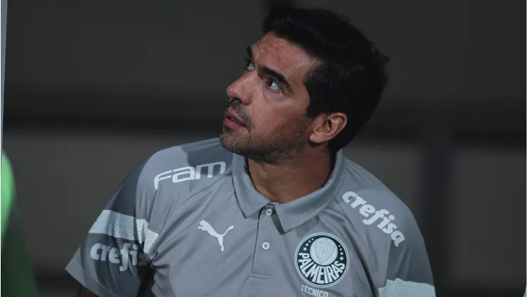 Abel Ferreira deve ser acionado pela FIFA e Verdão se movimenta