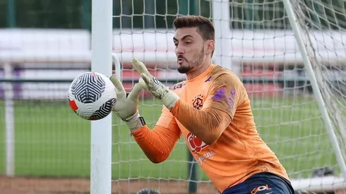 Goleiro Rafael, do São Paulo, em treinamento com a Seleção Brasileira. Foto: Rafael Ribeiro / CBF.
