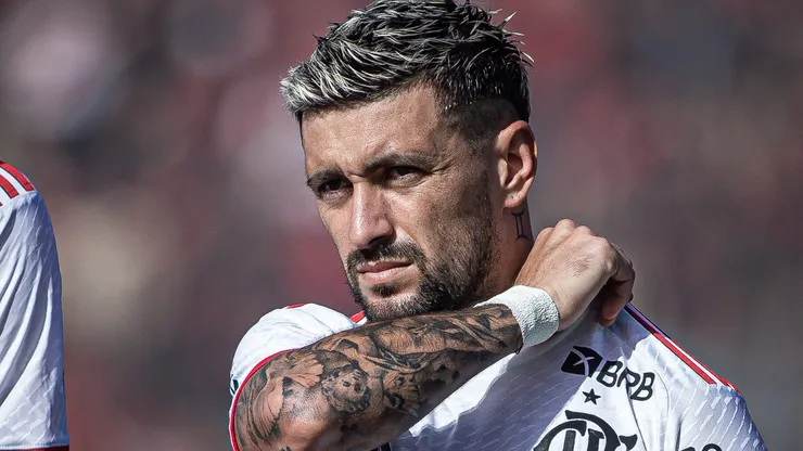 Diretoria do Flamengo deixa polêmica de lado e foca na busca por reforços