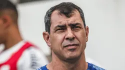 Fábio Carille durante partida contra o Brusque. Substituições do técnico são criticadas.