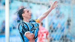 Geromel o jogador mais longevo do futebol brasileiro- Pedro Geromel jogador do Gremio comemora seu gol durante partida contra o Guarany de Bage no estadio Arena do Gremio pelo campeonato Gaucho 2024. Foto: Maxi Franzoi/AGIF