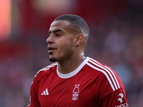 Murillo recebe prêmio na Inglaterra e torcida do Corinthians repercute