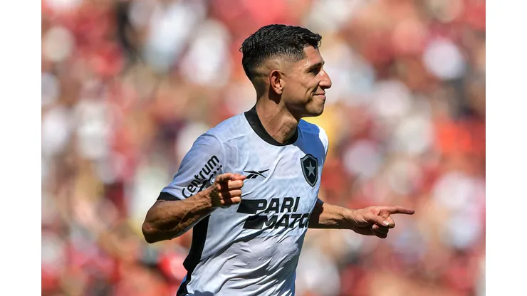 Savarino jogador do Botafogo. Foto: Thiago Ribeiro/AGIF