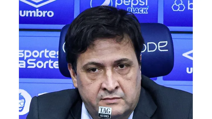 Alberto Guerra durante em coletiva de imprensa no dia 29/06/2023. Goleiro deve voltar ao Tricolor.