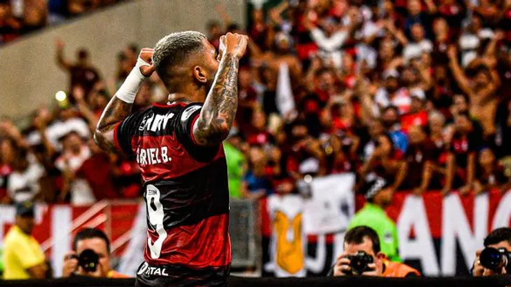 Foto: Marcelo Cortes/Flamengo/Divulgação - Gabigol recebe recado da torcida do Flamengo após foto vazada