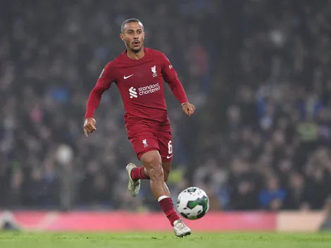 Thiago Alcântara anuncia saída do Liverpool ao fim da temporada