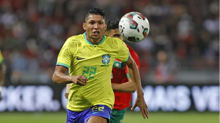 Rony, em ação pela Seleção Brasileira