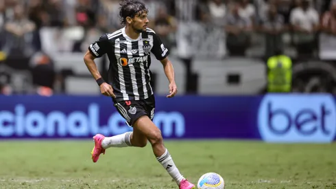 Gustavo Scarpa tem retorno trabalhado pelo Atlético-MG.