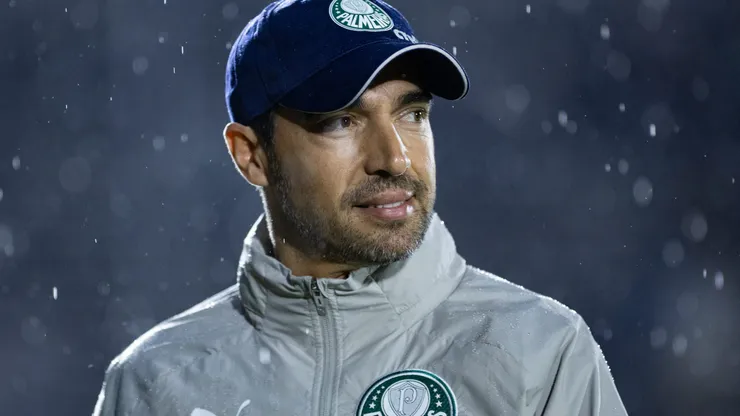 Abel Ferreira, técnico do Palmeiras, durante partida contra o Bragantino no estadio Nabi Abi Chedid pelo Campeonato Paulista 2024