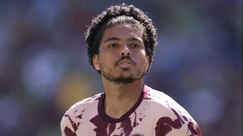 Evander é uma possibilidade que agrada ao Flamengo.