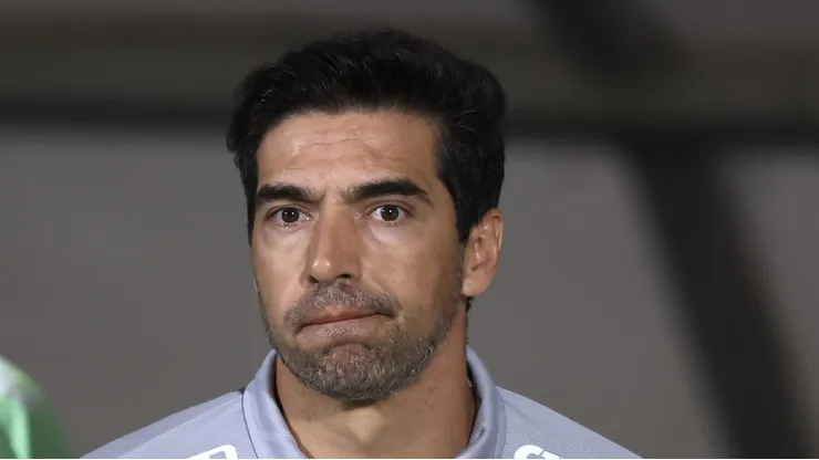 Abel Ferreira, técnico do Palmeiras, durante partida contra o Santo André no estádio Bruno Jose Daniel pelo Campeonato Paulista 2024