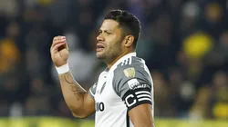 Hulk durante a derrota para o Peñarol (URU). Foto: Ernesto Ryan/Getty Images