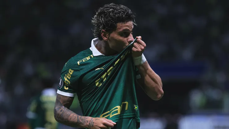 SP - SAO PAULO - 15/05/2024 - COPA LIBERTADORES 2024, PALMEIRAS X INDEPENDIENTE DEL VALLE - Richard Rios jogador do Palmeiras comemora seu gol durante partida contra o Independiente del Valle no estadio Arena Allianz Parque pelo campeonato Copa Libertadores 2024. Foto: Ettore Chiereguini/AGIF