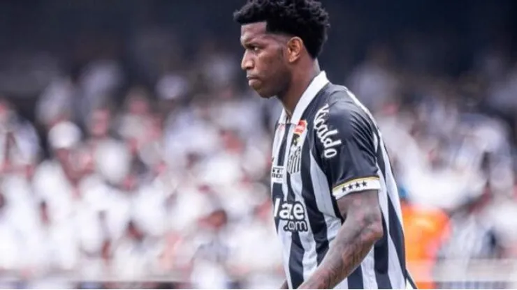 Foto: Raul Baretta/ Santos FC. - Gil marca primeiro gol pelo Santos