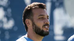 Edu Dracena durante treinamento na Toca da Raposa. Dirigente revela ideia do Alviceleste no mercado. Foto: Gustavo Aleixo/Cruzeiro.