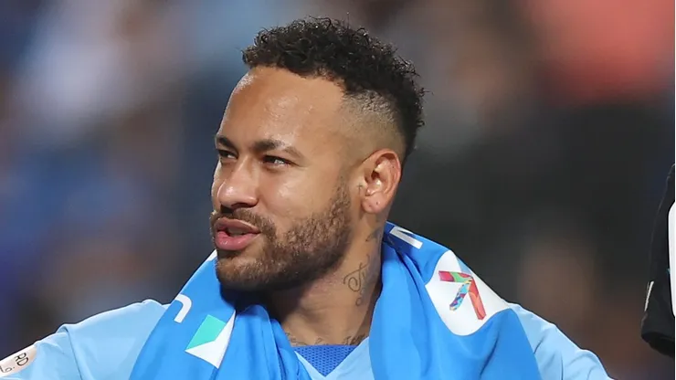 Neymar é ídolo do Santos, foi bem no Barcelona, passou pelo PSG e hoje pertence ao Al-Hilal