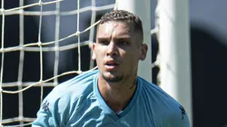 Rafael Navarro, pelo Botafogo, comemora seu gol durante partida contra o Vila Nova-GO no estádio Engenha pelo Brasileirão Série B 2021