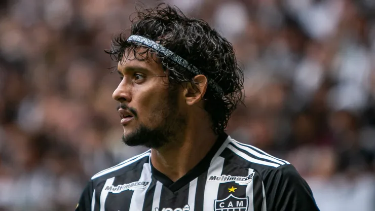 Scarpa vem passando por situação nos bastidores que pode dificultar estratégia do Galo