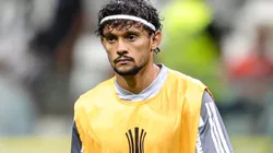 Scarpa viajou, mas não entrou na partida contra o Peñarol-URU