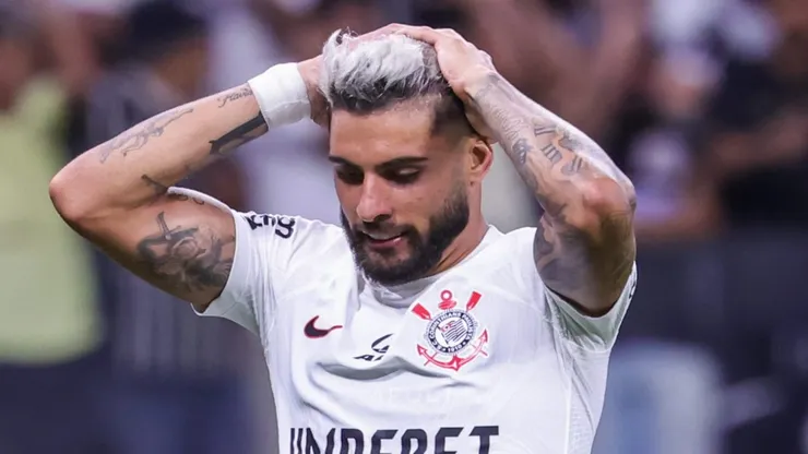 Yuri Alberto preocupa no Corinthians.