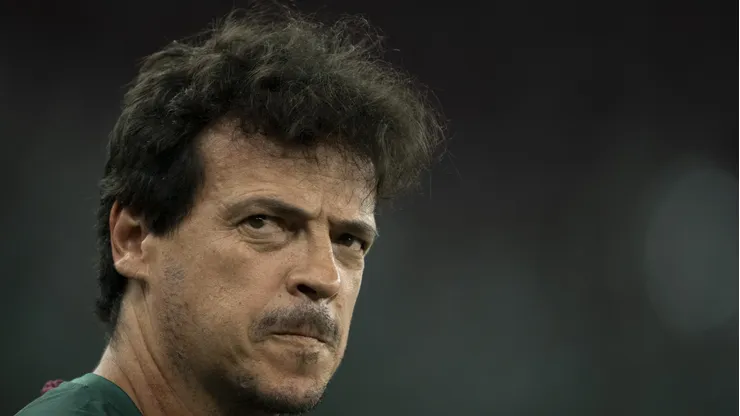 Fernando Diniz, técnico do Fluminense, durante partida contra a LDU no estádio Maracanã pelo campeonato Recopa Sul-Americana 2024.