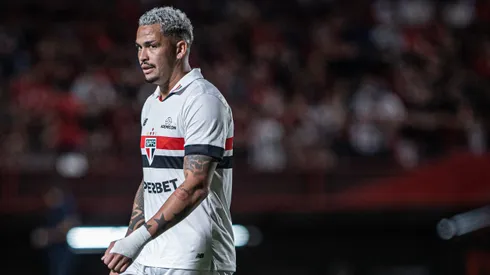 Atacante se envolveu em confusão com o treinador que já trabalhou junto