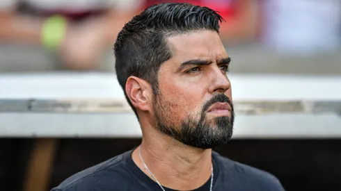 António Oliveira no comando do Corinthians, tem aval ainda de Augusto Melo