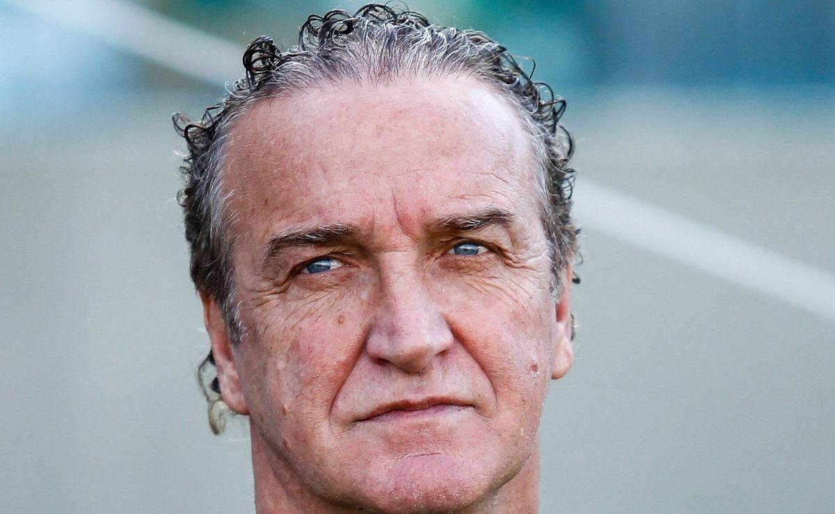 Cuca vê superioridade do Athletico contra Palmeiras: “tinha o controle ...
