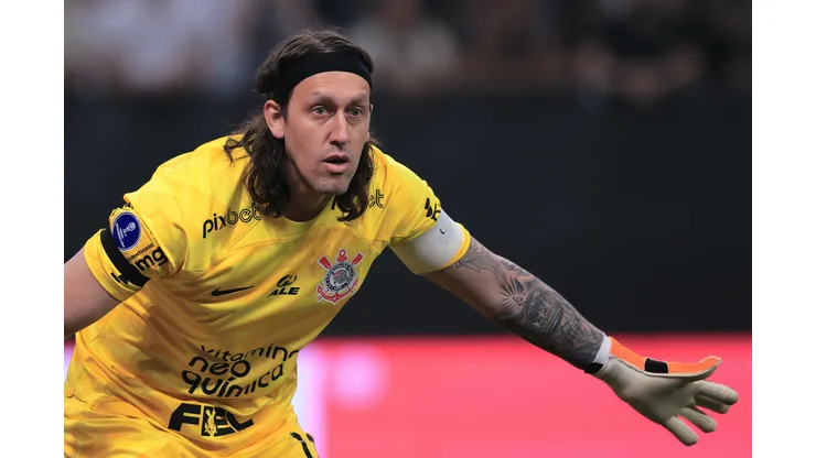 Cássio está em fim de contrato no Corinthians e Santos é um dos interessados
