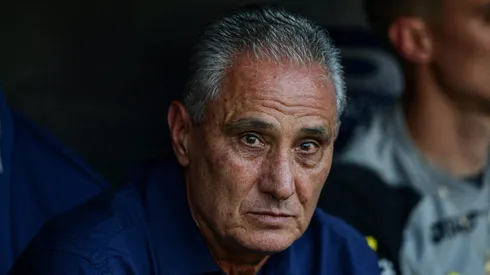 Tite, técnico do Flamengo, durante partida contra o Corinthians, no estádio Maracanã, pelo campeonato Brasileirão Série A