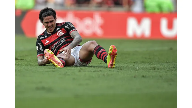 Pedro saiu lesionado