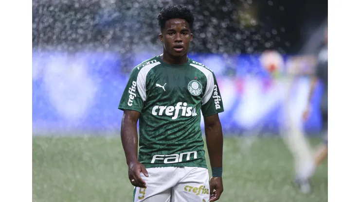Endrick jogador do Palmeiras (Foto de Alexandre Schneider/Getty Images)