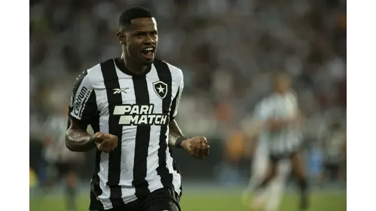 Foto: Jorge Rodrigues/AGIF - Júnior Santos celebra boa fase no Botafogo