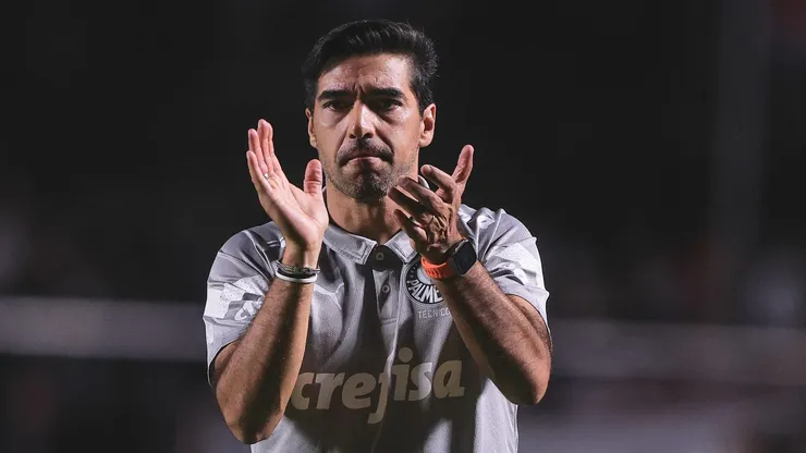 Abel Ferreira, técnico do Palmeiras, durante partida contra o São Paulo no estádio Morumbi pelo Brasileirão Série A